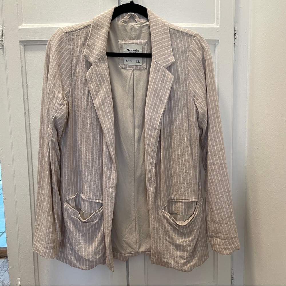 Abercrombie and Fitch Linen Tan / Cream Pinstripe Blazer – S